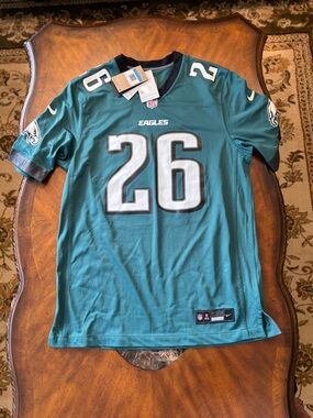 Philadelphia Eagles Saquon Barkley Home Jersey Size Medium